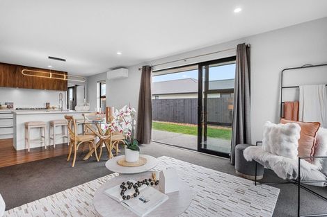 Photo of property in 13 Salkeld Place, Woodend, 7610