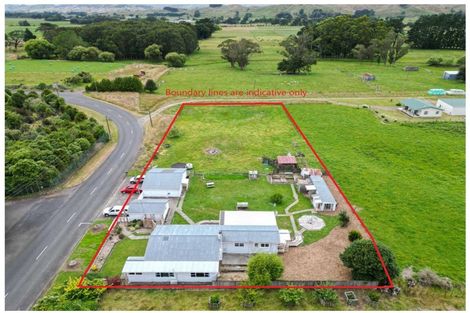 Photo of property in 12 Mara Street, Mangatainoka, Pahiatua, 4982