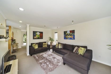 Photo of property in 12c Marina Grove, Frankleigh Park, New Plymouth, 4310