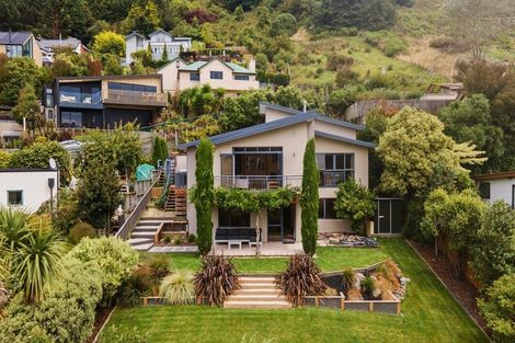 Photo of property in 8 Emerald Lane, Cashmere, Christchurch, 8022