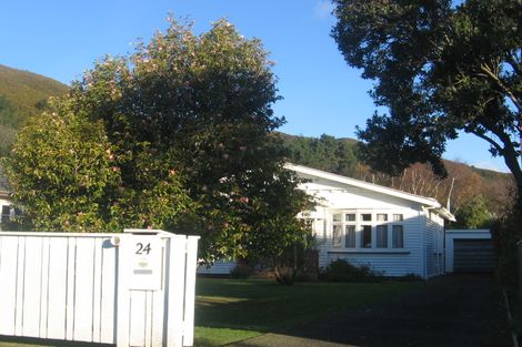 Photo of property in 24 Burnside Street, Waterloo, Lower Hutt, 5011