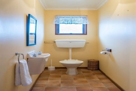 Photo of property in 246 Helensburgh Road, Helensburgh, Dunedin, 9010