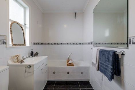 Photo of property in 125 West Street, Feilding, 4702