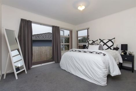 Photo of property in 36 Hobart Crescent, Wattle Downs, Auckland, 2103