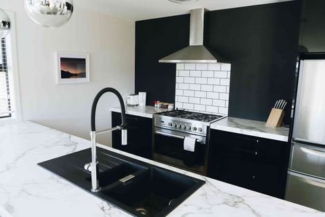 Photo of property in 56 Sherwin Avenue, Albert Town, Wanaka, 9305