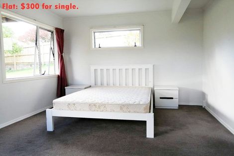 Photo of property in 5 Maui Pomare Street, Blockhouse Bay, Auckland, 0600