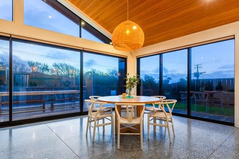 Photo of property in 58 Muri Road, Pukerua Bay, 5026