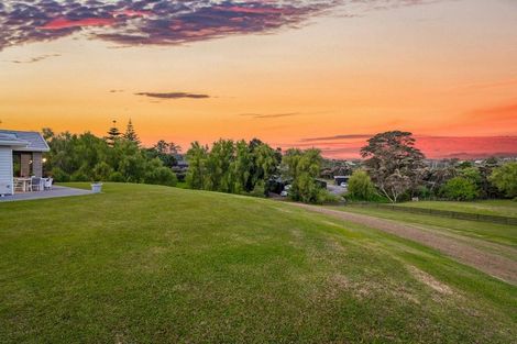 Photo of property in 342 Spur Road, Stillwater, Silverdale, 0993