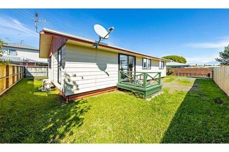 Photo of property in 3/35 Waterview Road West, Takanini, 2112