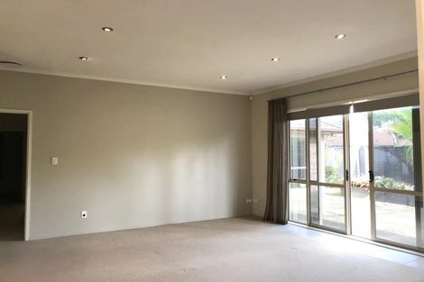 Photo of property in 3 Stornaway Drive, Flat Bush, Auckland, 2016