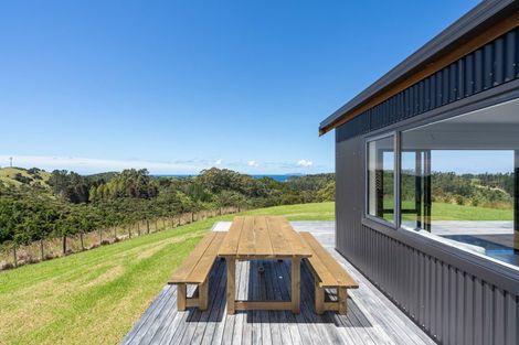 Photo of property in 158 Clements Road, Matapouri, Whangarei, 0173