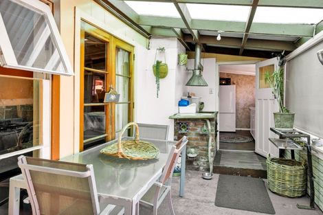 Photo of property in 68 Domett Street, Opunake, 4616