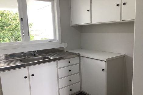 Photo of property in 10/10 Trevethick Grove, Woburn, Lower Hutt, 5010