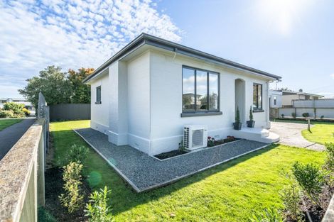 Photo of property in 2 Hillary Street, Winton, 9720