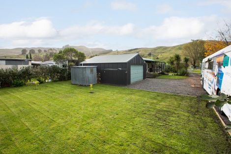 Photo of property in 24 Blake Street, Porangahau, 4293