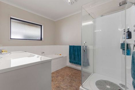 Photo of property in 104 Basley Road, Owhata, Rotorua, 3010