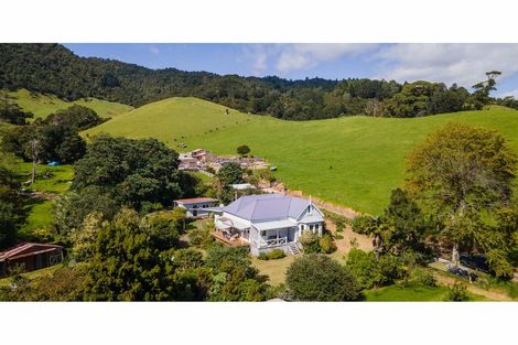 Photo of property in 150 Thames Coast Sh25 Road, Whakatete Bay, Thames, 3575