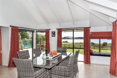 Photo of property in 60 Derbyshire Lane, Karaka, Papakura, 2580