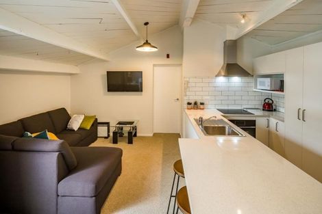 Photo of property in Metro Apartments, 18/220 Thorndon Quay, Pipitea, Wellington, 6011