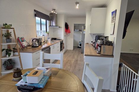 Photo of property in 13 Alton Grove, Masterton, 5810