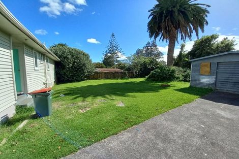 Photo of property in 1 Tairere Crescent, Rosehill, Papakura, 2113