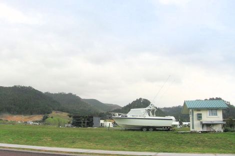 Photo of property in 120 Waterways Parade, Pauanui, Hikuai, 3579