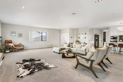 Photo of property in 31 Aldon Lane, The Gardens, Auckland, 2105