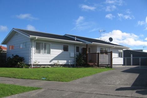 Photo of property in 55 Geraldine Crescent, Cloverlea, Palmerston North, 4412