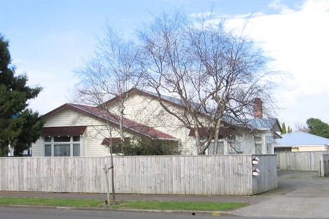 Photo of property in 22 Limbrick Street, Terrace End, Palmerston North, 4410