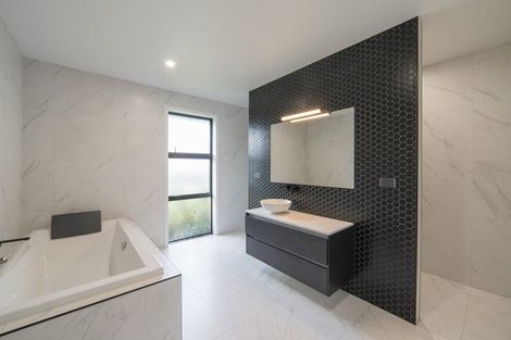 Photo of property in 60 Seddon Road, Puketaha, Hamilton, 3281