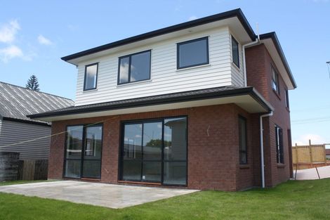 Photo of property in 177 Titirangi Road, New Lynn, Auckland, 0600