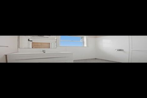 Photo of property in 14 Huatoki Street, Vogeltown, New Plymouth, 4310