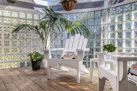 Photo of property in 9 Westpark Drive, West Harbour, Auckland, 0618