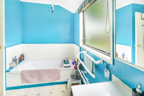 Photo of property in 9 Shannon Place, Nawton, Hamilton, 3200