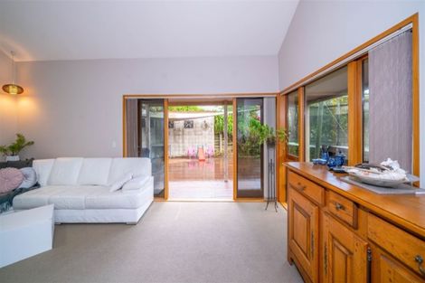 Photo of property in 10 Pembridge Lane, Westmorland, Christchurch, 8025