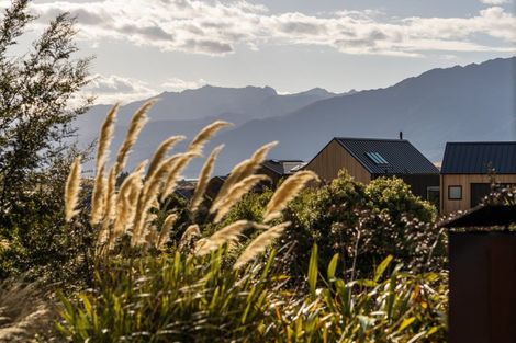 Photo of property in 5 Ellesmere Avenue, Jacks Point, Queenstown, 9371