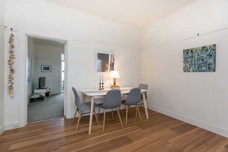 Photo of property in Devonport Apartments, 19/127 Saint Aubyn Street, New Plymouth, 4310