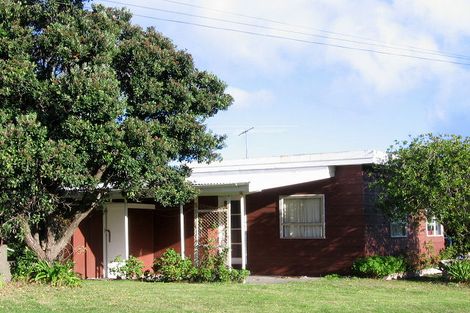 Photo of property in 26 Hona Street, Waikanae Beach, Waikanae, 5036