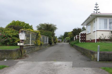 Photo of property in 8 Wairau Place, Kelvin Grove, Palmerston North, 4414