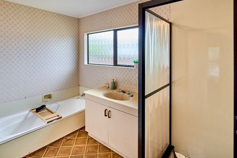 Photo of property in 219c Main Road, Tawa, Wellington, 5028