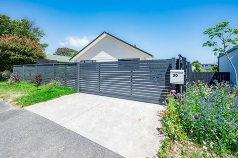 Photo of property in 50 Dale Road, Raumati South, Paraparaumu, 5032
