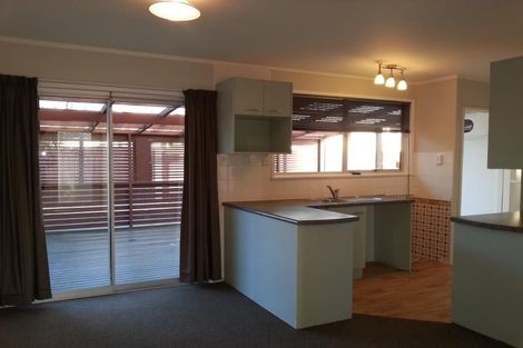 Photo of property in 9 Selsey Lane, Manurewa, Auckland, 2102