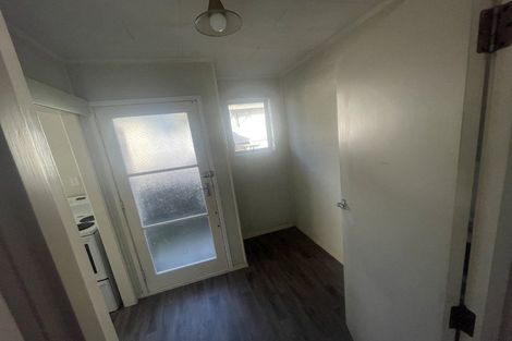 Photo of property in 357 Roscommon Road, Clendon Park, Auckland, 2103