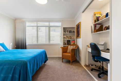 Photo of property in 77 Parkside Drive, Orewa, 0931