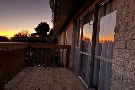 Photo of property in 2/33 Grassways Avenue, Pakuranga, Auckland, 2010