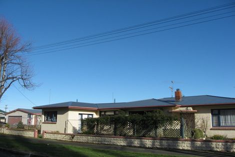 Photo of property in 8 Clyde Street, Winton, 9720