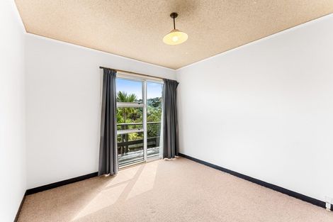 Photo of property in 1/150 Dowse Drive, Maungaraki, Lower Hutt, 5010
