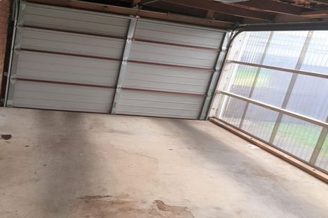 Photo of property in 70 Sandspit Road, Waiuku, 2123