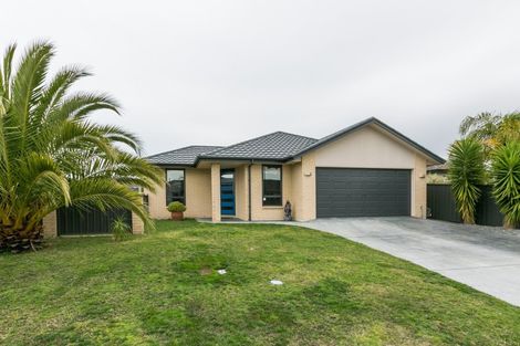 Photo of property in 6 Karoola Place, Havelock North, 4130