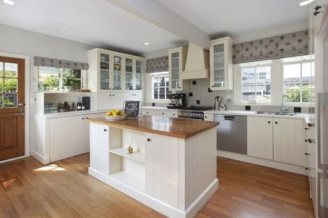 Photo of property in 108 Clyde Road, Ilam, Christchurch, 8041